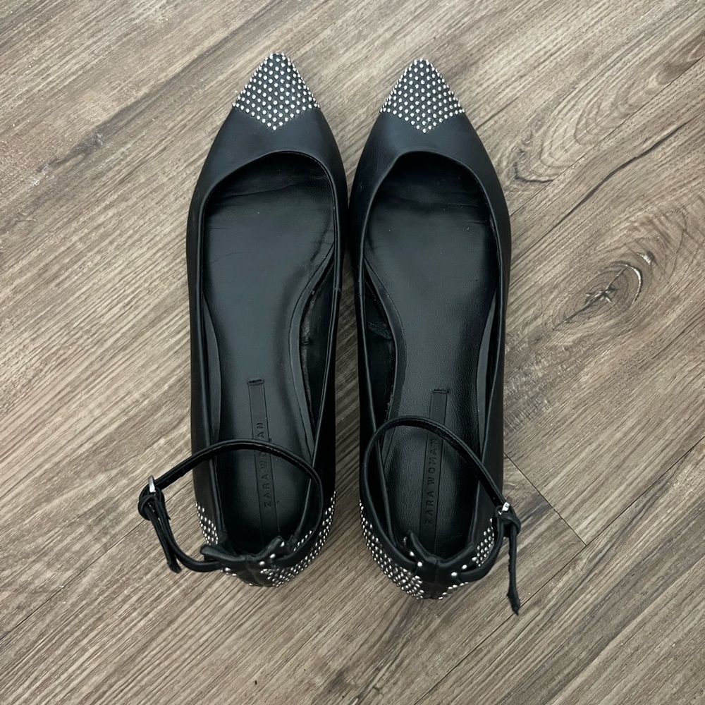 Zara Flats